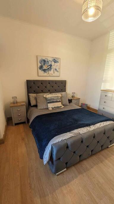 Lovely 2 Bedroom Apartment In Heart Of Dundee Dış mekan fotoğraf